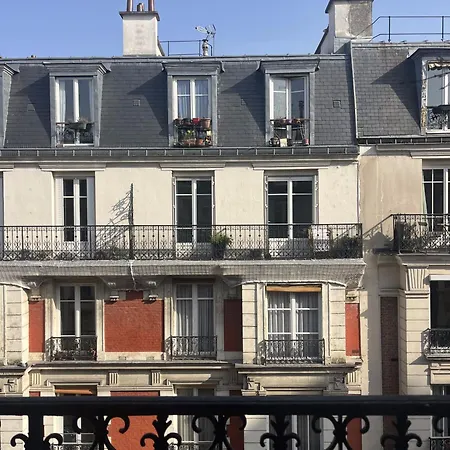 De Charme Pres De Montmartre Apartment